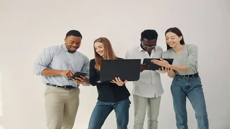 RevolverTech Crew